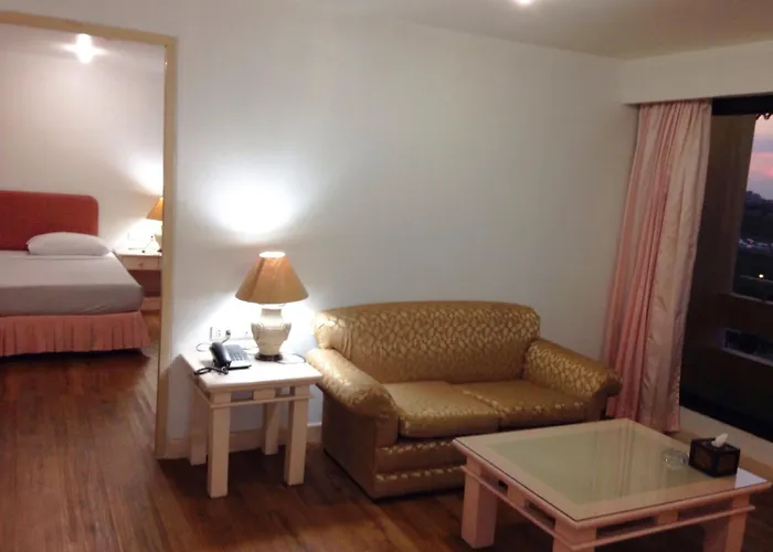 Lee Place Hostel
