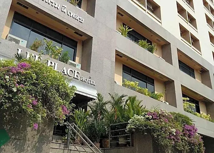 Lee Place Bangkok